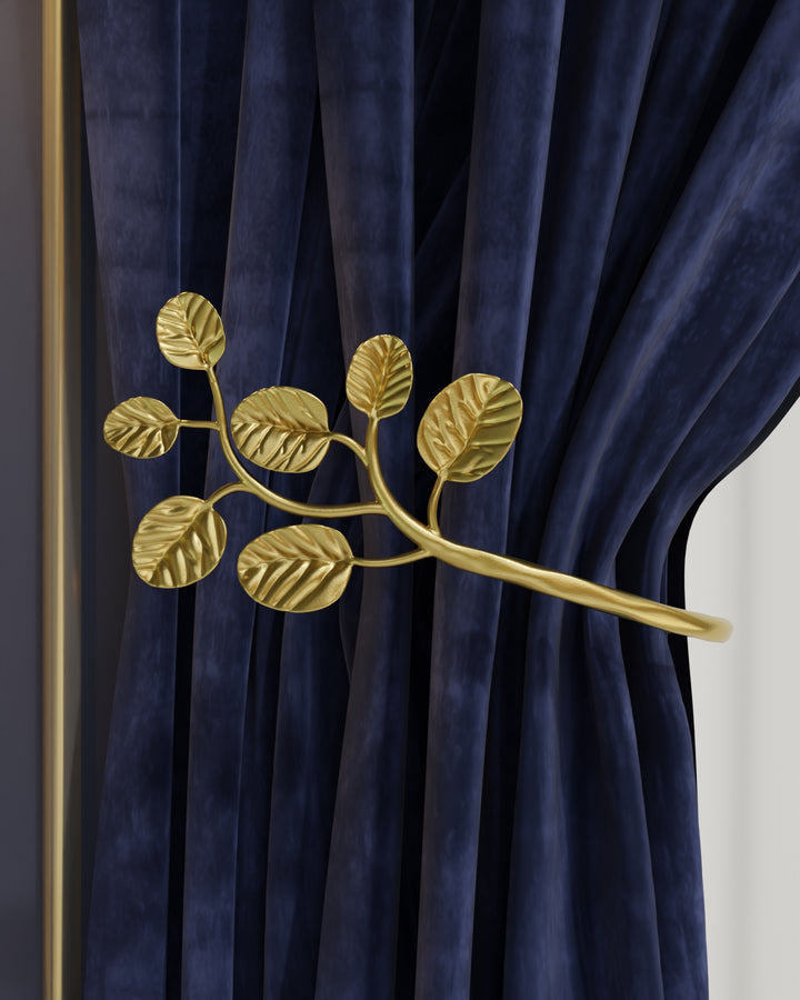 Decorative gold curtain holder 